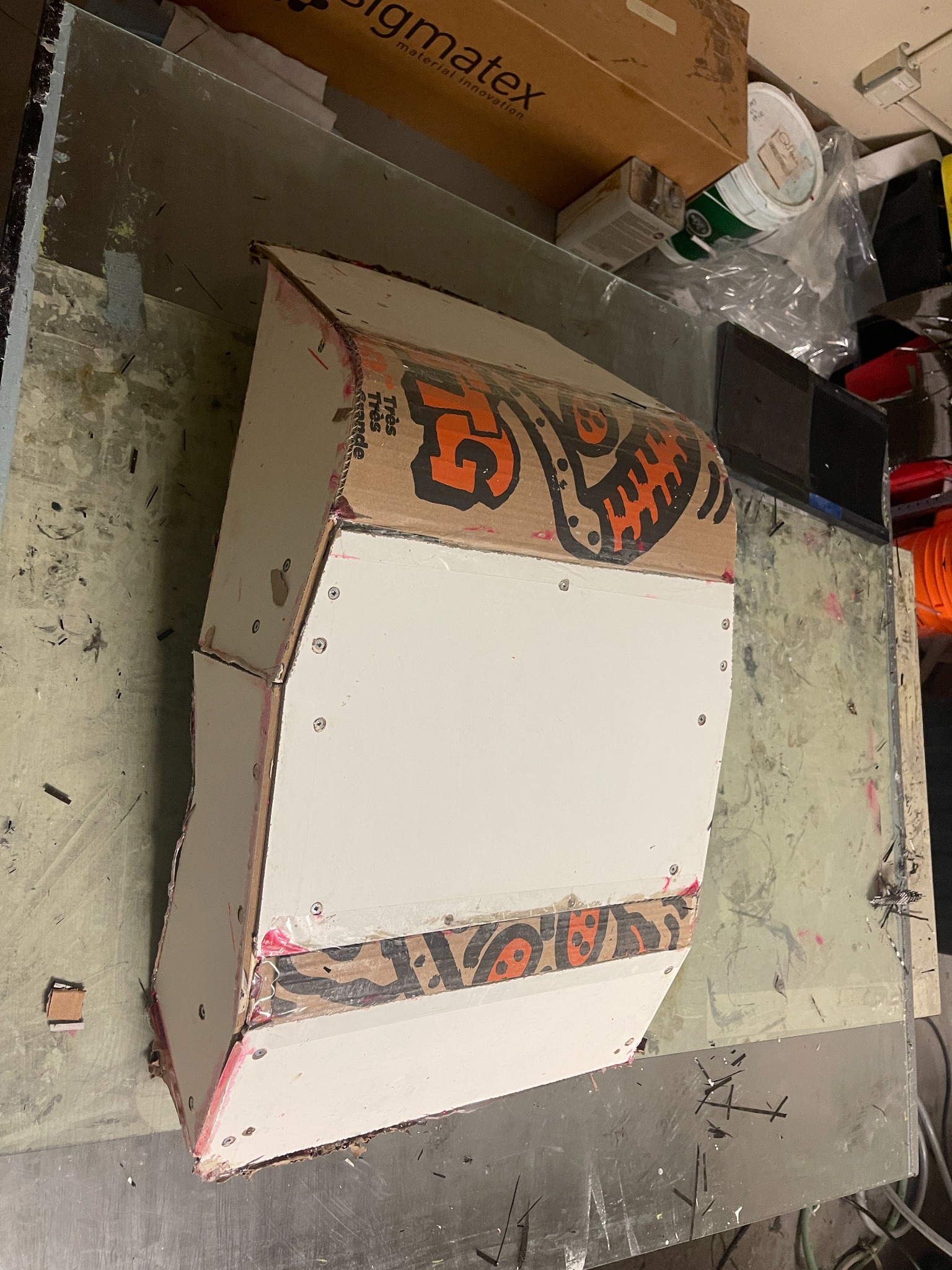Formula-style seat mold during preparation